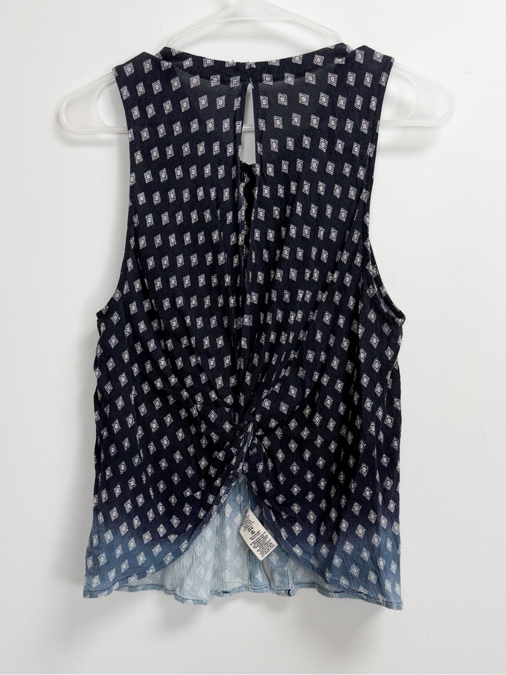 Free People Shirt Womens XS Blue Ombre Sleeveless Button Up Twist Back - Picture 2 of 11